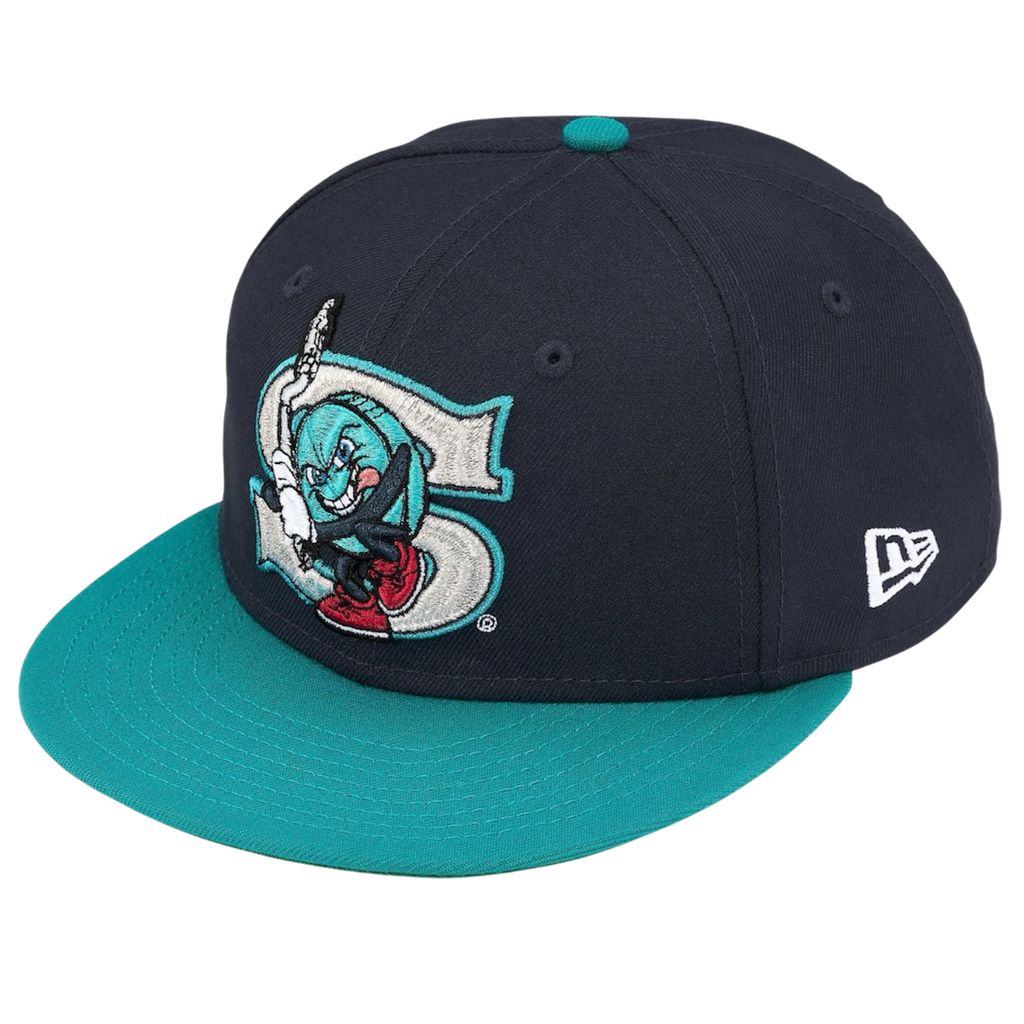 Supreme/SALEM New Era®
