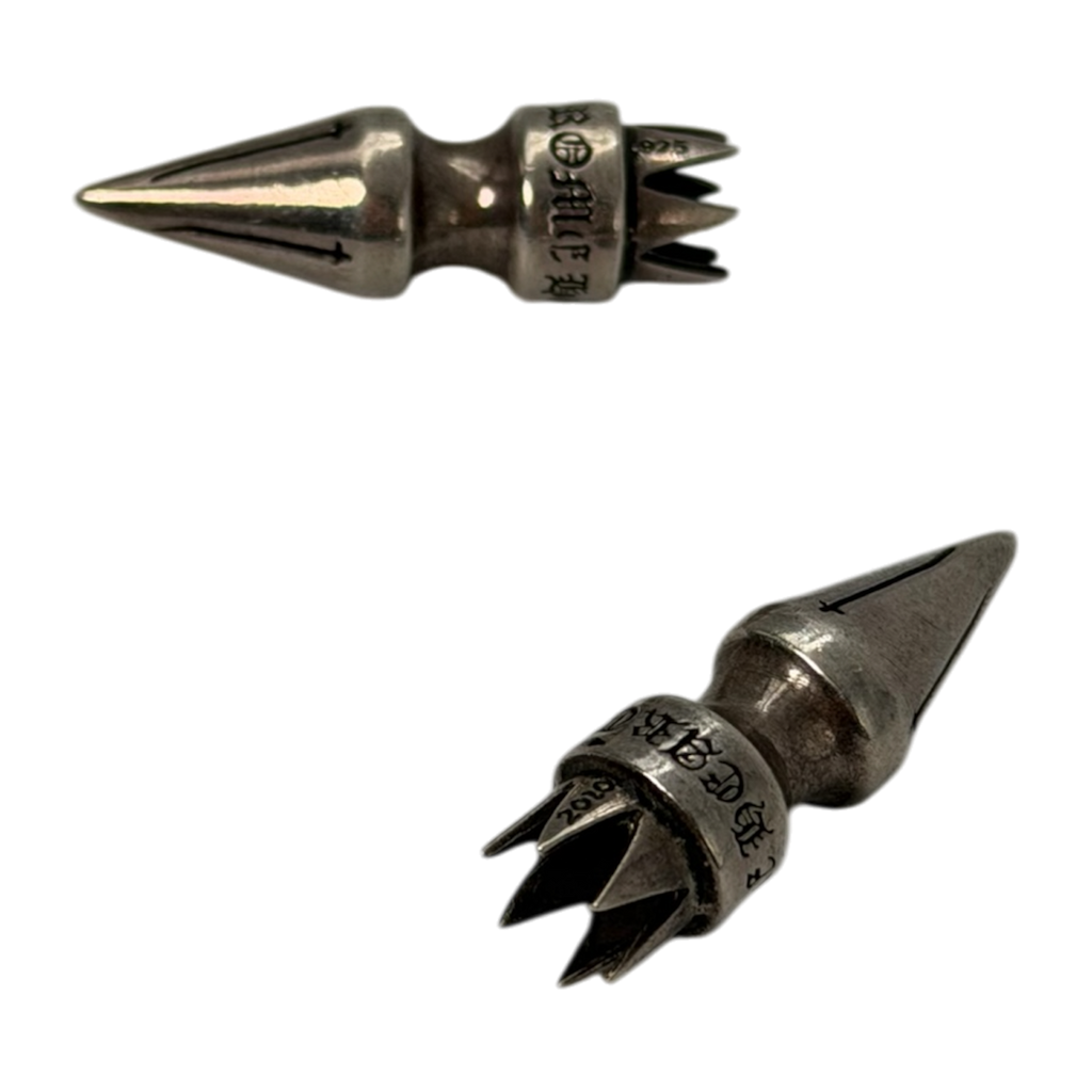 CHROME HEARTS SPIKES CLAVOS