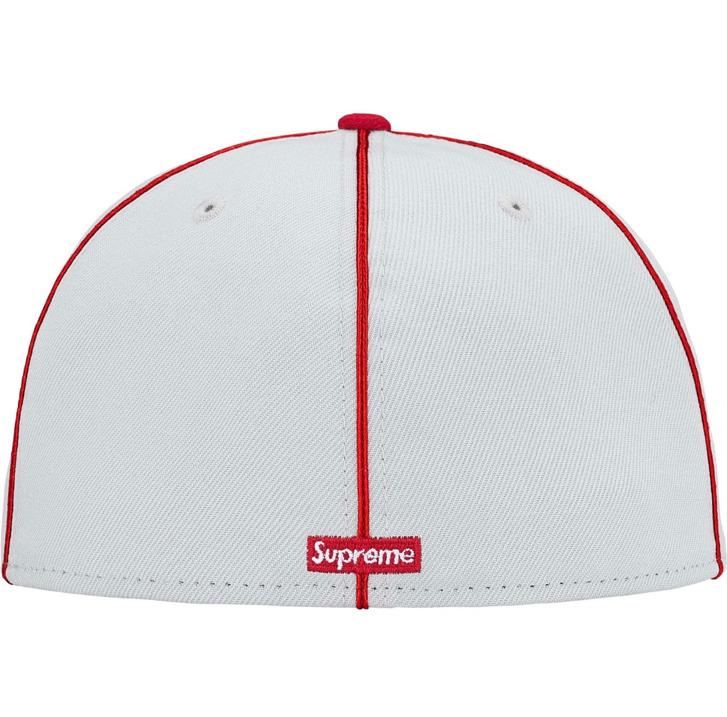 Supreme Piping Script Logo New Era® Red (7 1/4)