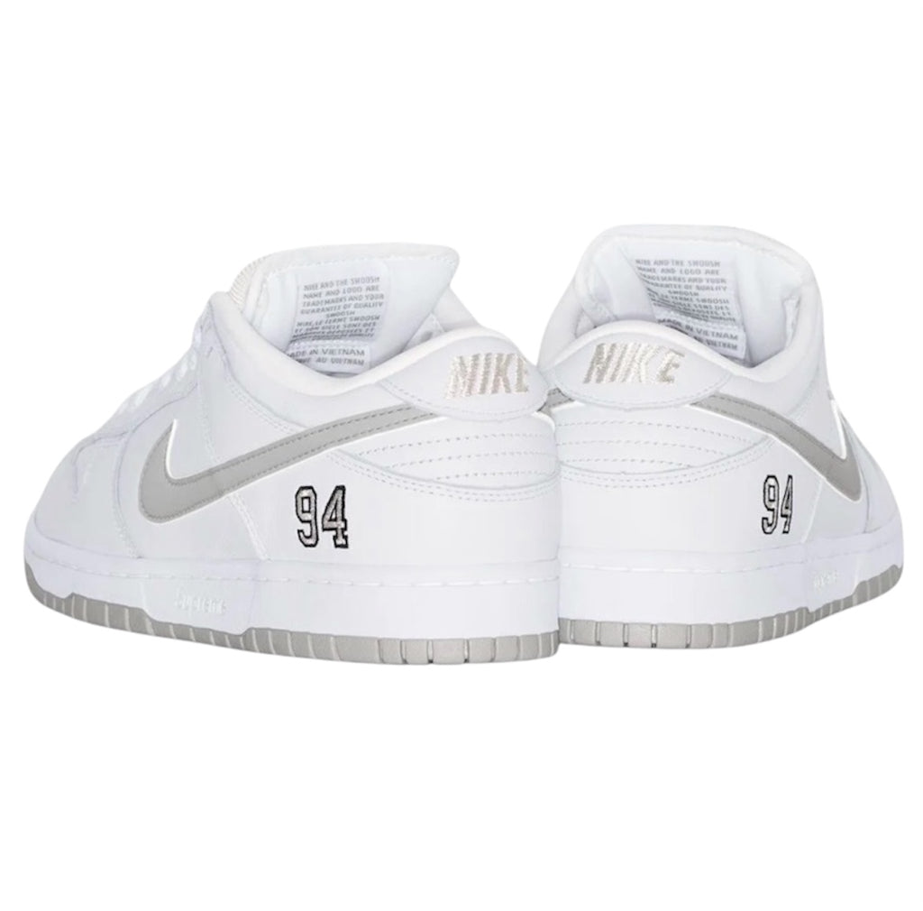 Supreme®/Nike SB Dunk White