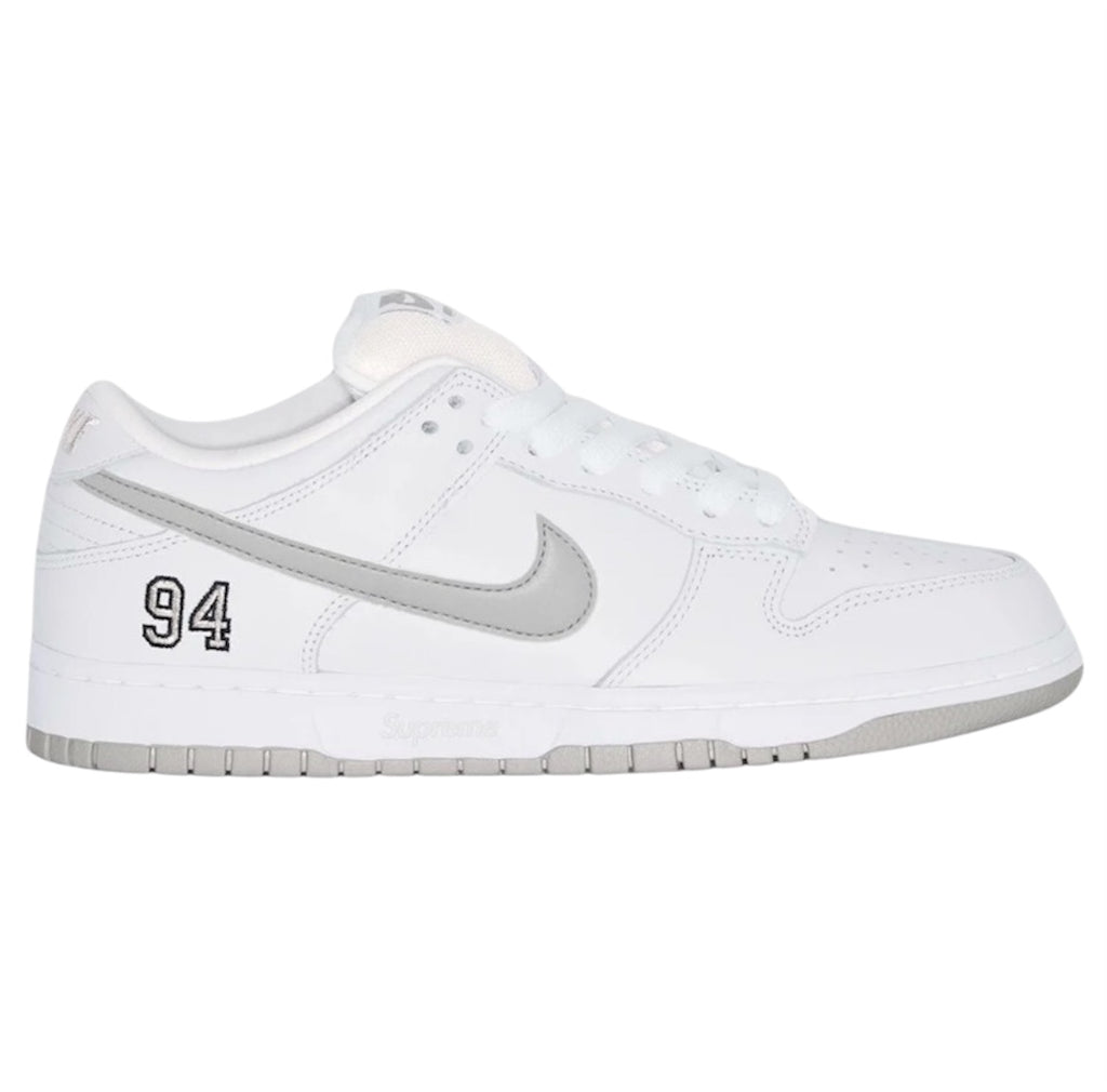 Supreme®/Nike SB Dunk White